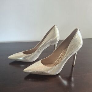 SAM EDELMAN "Hazel" Silver Metallic Stiletto Pumps - Size 9